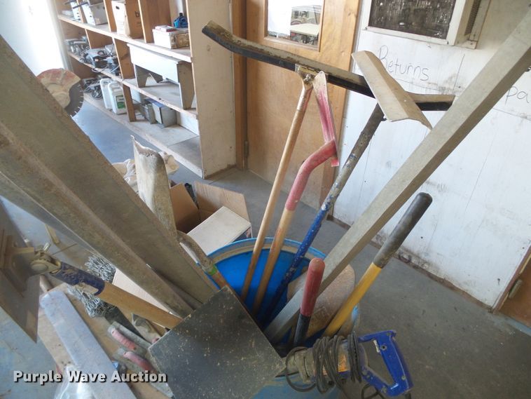 image for item GR9267 Concrete equipment