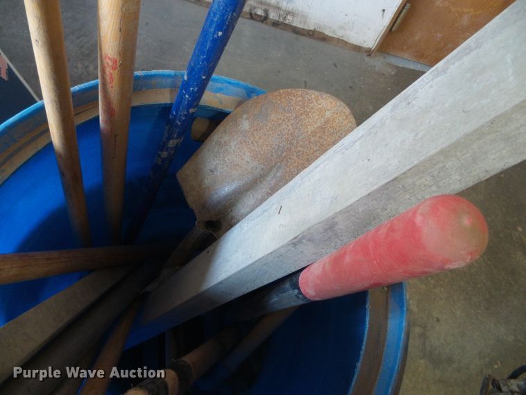 image for item GR9267 Concrete equipment