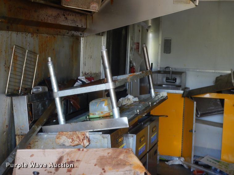 image for item HB9419 2012 Southwest concession trailer