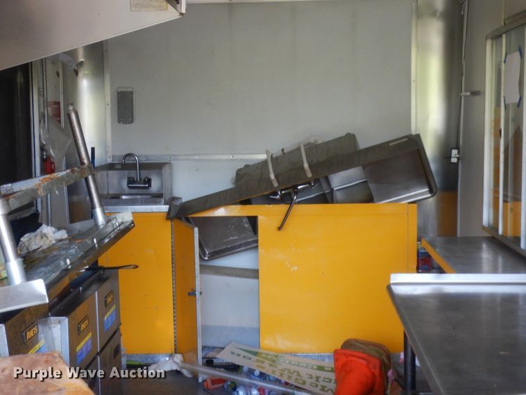 image for item HB9419 2012 Southwest concession trailer