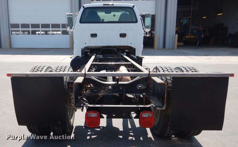 image for item HC9119 2011 Ford F750 Super Duty  truck cab and chassis