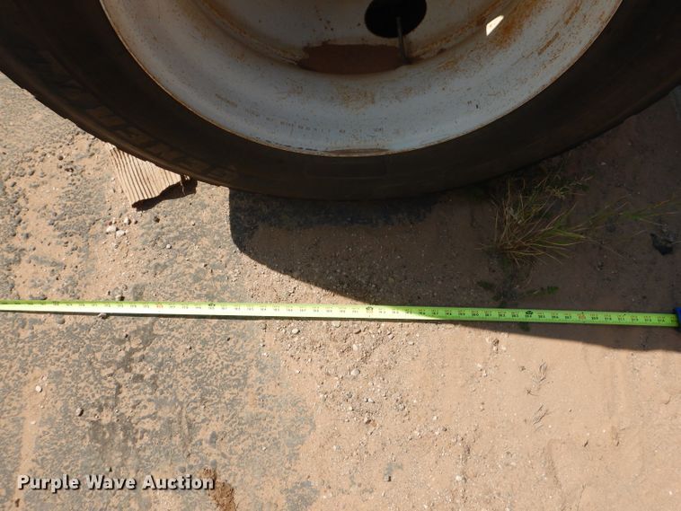 image for item HC9120 2013 Ford F750 Super Duty  truck cab and chassis