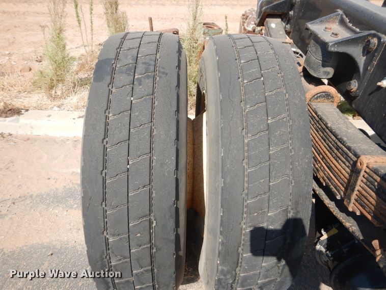 image for item HC9120 2013 Ford F750 Super Duty  truck cab and chassis