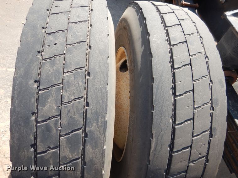 image for item HC9120 2013 Ford F750 Super Duty  truck cab and chassis