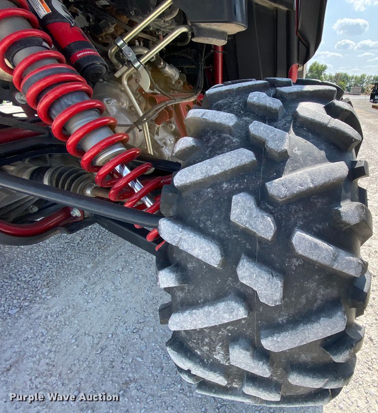 image for item HE9788 2017 Yamaha 1000R SS  ATV