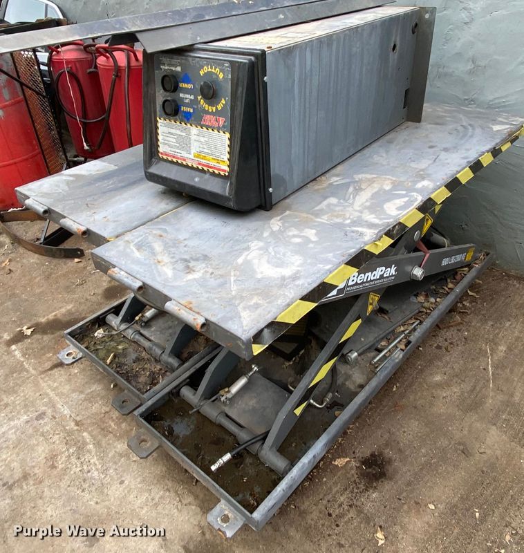image for item HE9791 Bend Pak MDS-6K automotive lift