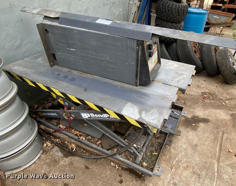 image for item HE9791 Bend Pak MDS-6K automotive lift