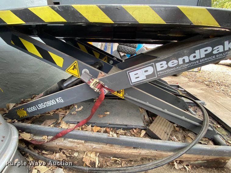 image for item HE9791 Bend Pak MDS-6K automotive lift