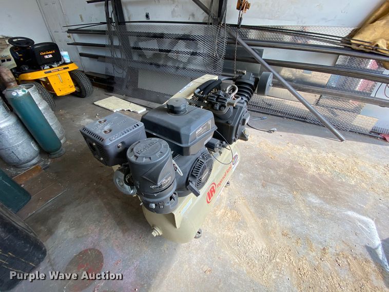 image for item HE9796 Ingersoll Rand 2475 air compressor