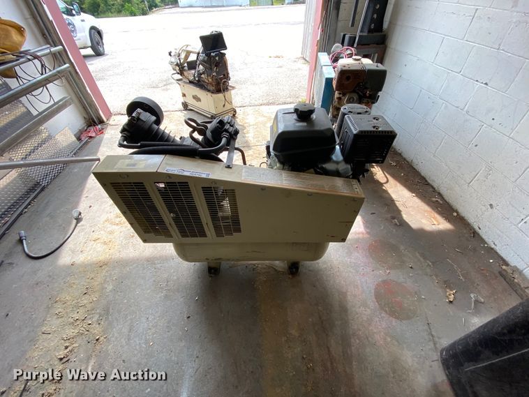 image for item HE9796 Ingersoll Rand 2475 air compressor
