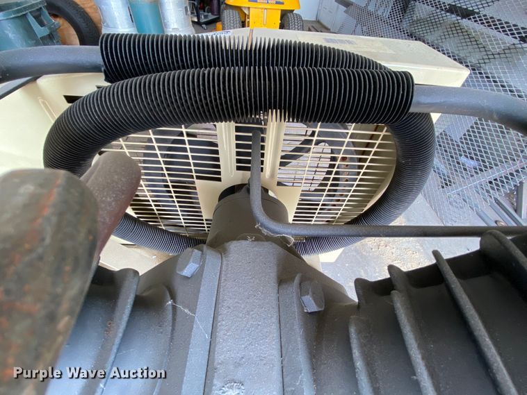 image for item HE9796 Ingersoll Rand 2475 air compressor