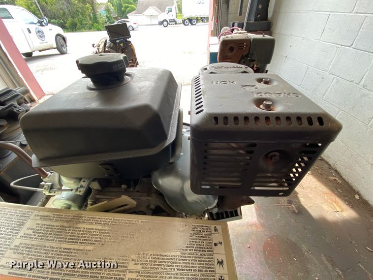 image for item HE9796 Ingersoll Rand 2475 air compressor