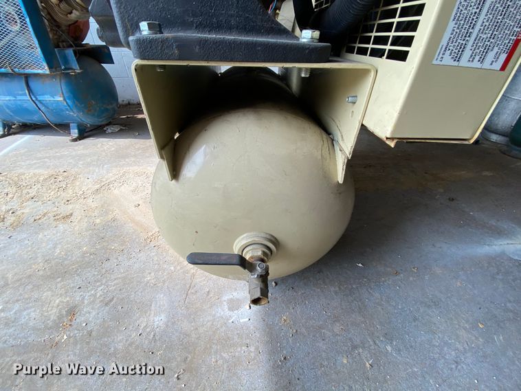image for item HE9796 Ingersoll Rand 2475 air compressor