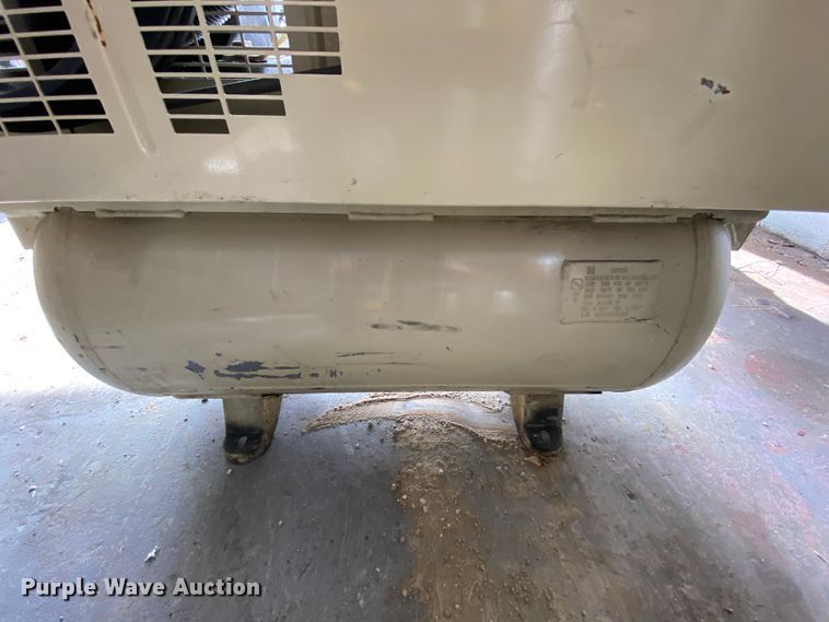 image for item HE9796 Ingersoll Rand 2475 air compressor