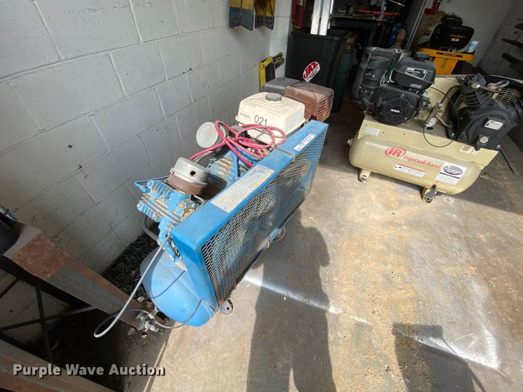 image for item HE9797 Engle WU air compressor