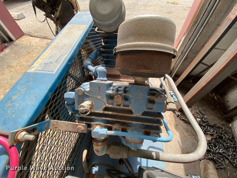 image for item HE9797 Engle WU air compressor