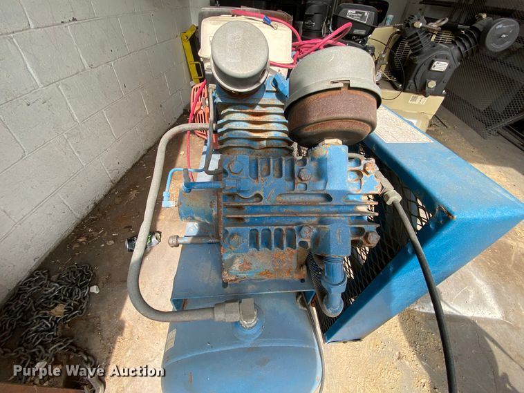 image for item HE9797 Engle WU air compressor