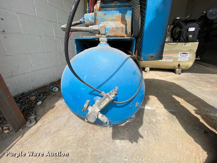 image for item HE9797 Engle WU air compressor