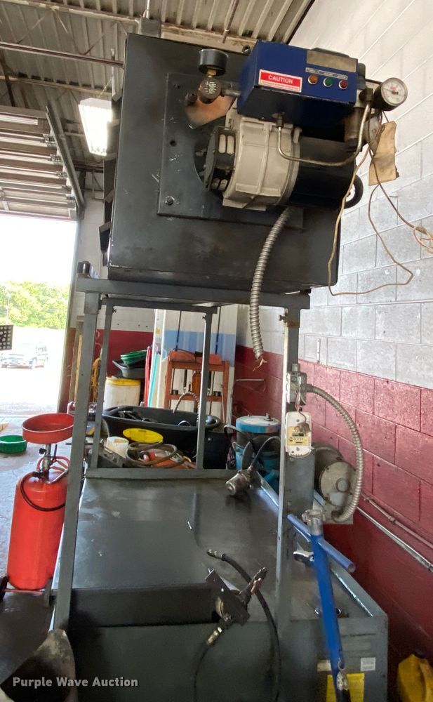 image for item HE9798 1991 Shenandoah Horizon 315 oil burning furnace