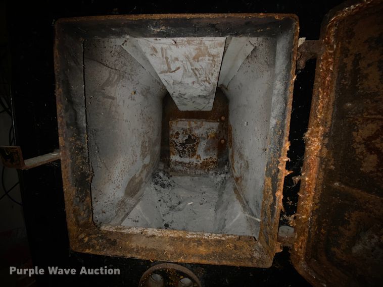 image for item HE9799 Jensen wood burning furnace