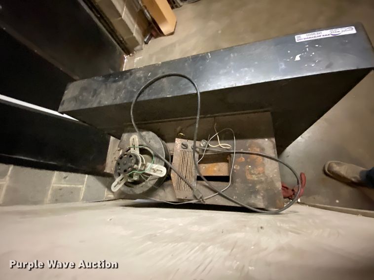 image for item HE9800 Wood stove insert