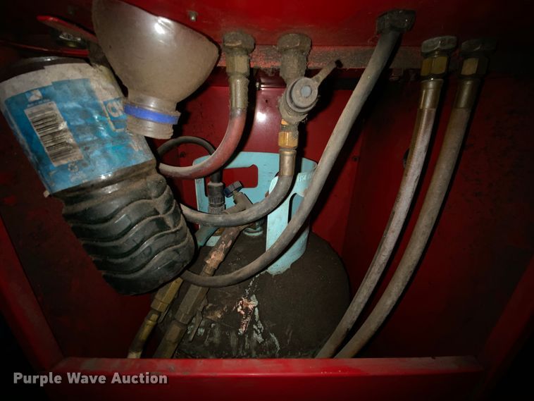 image for item HE9801 White Industries E134A refrigerant recycler