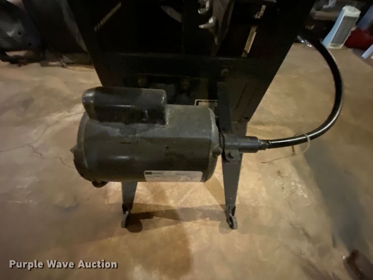 image for item HE9802 Craftsman 113.241680 table saw