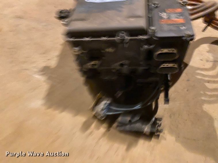 image for item HE9804 Power inverter