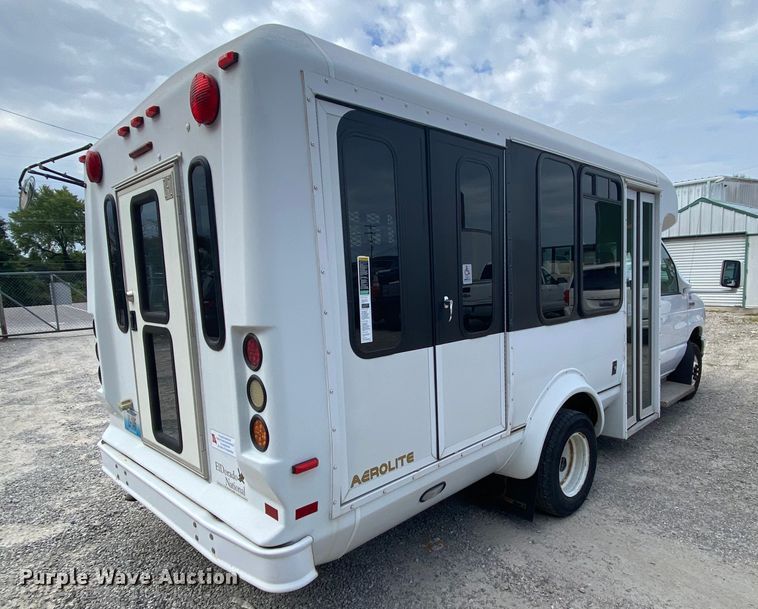 image for item HE9811 2012 Ford E350 Super Duty  El Dorado shuttle bus