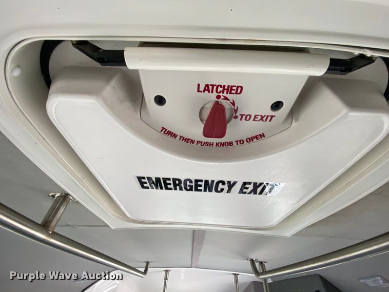 image for item HE9811 2012 Ford E350 Super Duty  El Dorado shuttle bus