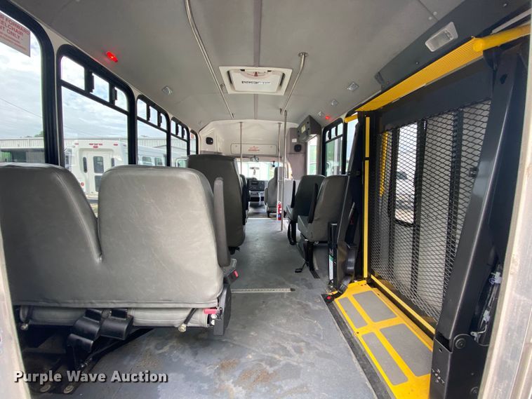 image for item HE9811 2012 Ford E350 Super Duty  El Dorado shuttle bus