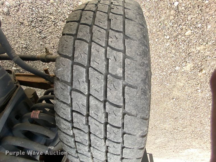 image for item HE9811 2012 Ford E350 Super Duty  El Dorado shuttle bus