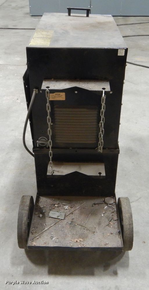 image for item HF9022 Dayton 5Z136B wire feed welder