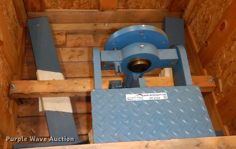 image for item HF9028 Kent-More engine stand