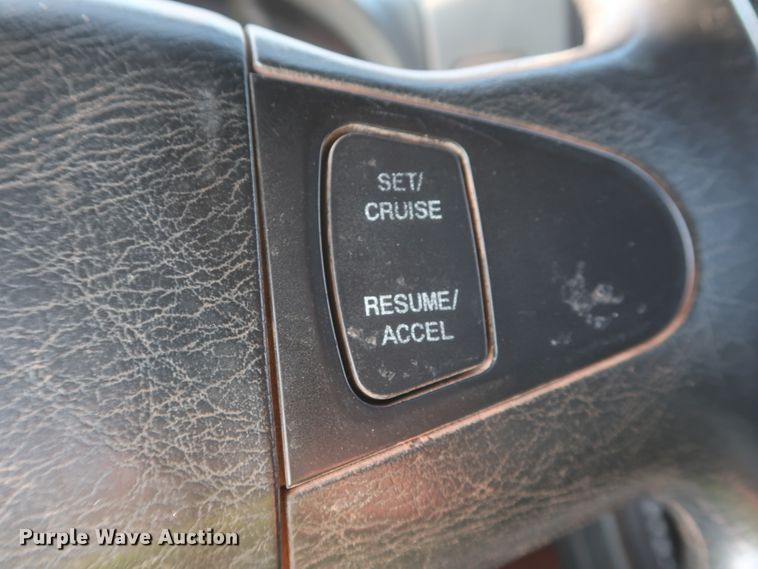 image for item HJ9401 2004 International 4300  flatbed truck