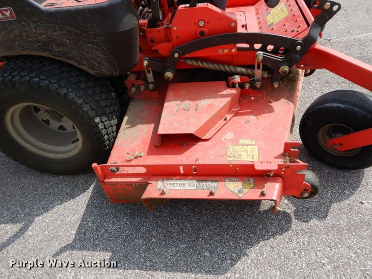 image for item HJ9682 2014 Gravely Pro Turn 472 ZTR lawn mower