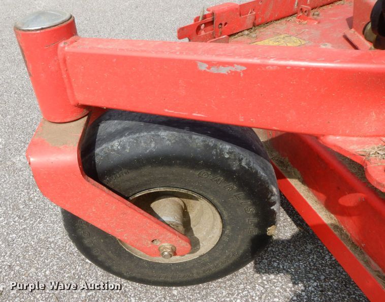 image for item HJ9682 2014 Gravely Pro Turn 472 ZTR lawn mower