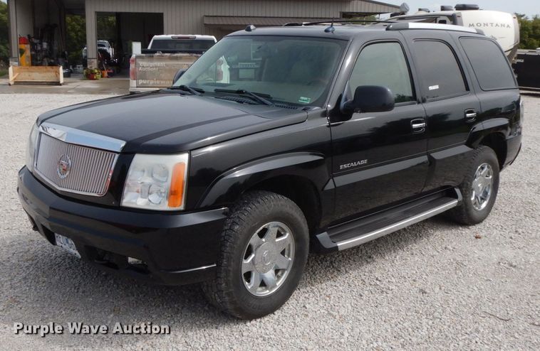 image for item HJ9686 2004 Cadillac Escalade  SUV