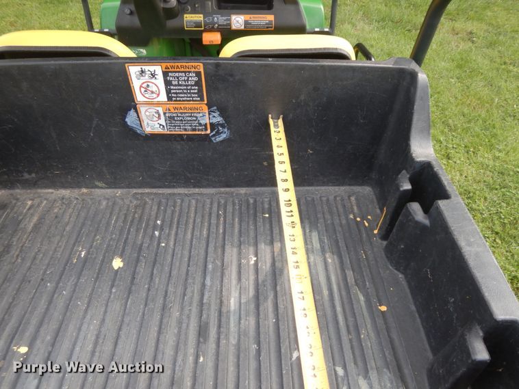 image for item HJ9688 2010 John Deere Gator CX  utility vehicle