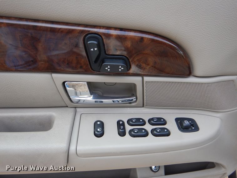 image for item HJ9920 2008 Mercury Grand Marquis