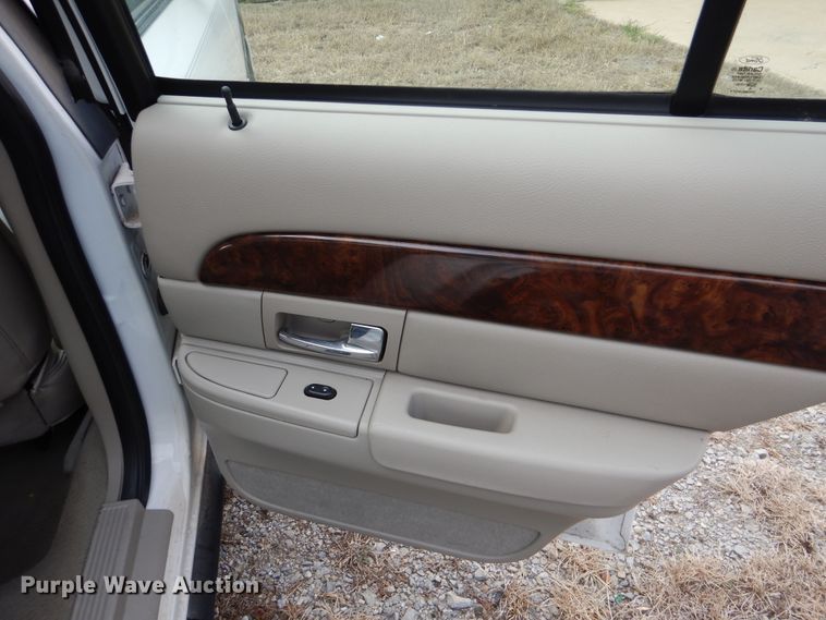 image for item HJ9920 2008 Mercury Grand Marquis