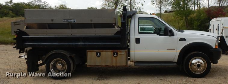 image for item HN9272 2003 Ford F450 Super Duty  dump truck