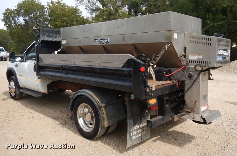 image for item HN9272 2003 Ford F450 Super Duty  dump truck