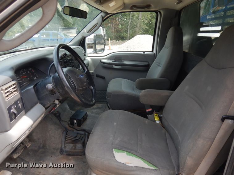 image for item HN9272 2003 Ford F450 Super Duty  dump truck