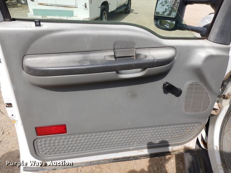 image for item HN9272 2003 Ford F450 Super Duty  dump truck