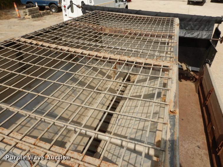 image for item HN9272 2003 Ford F450 Super Duty  dump truck