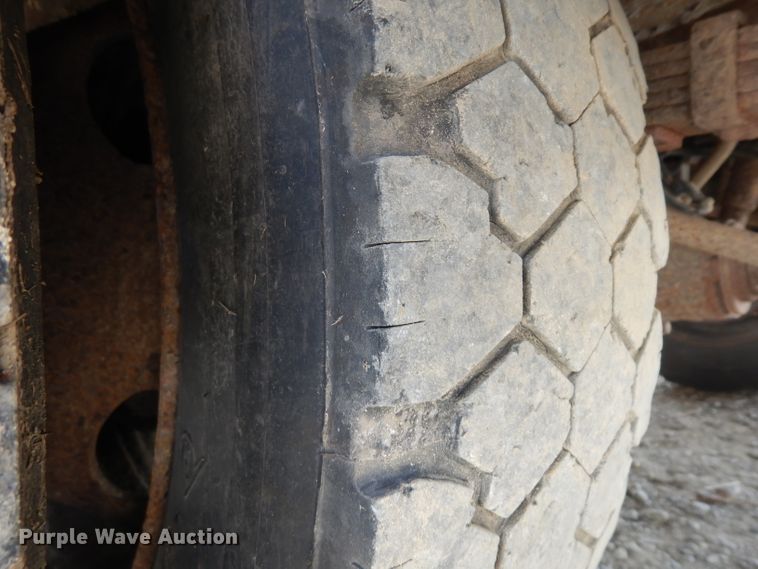 image for item HN9272 2003 Ford F450 Super Duty  dump truck