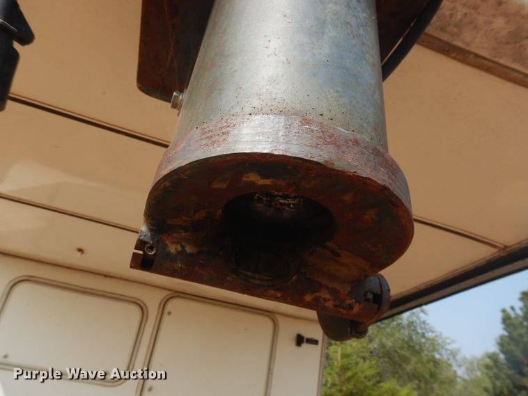 image for item HO9150 1999 Thor Tahoe  camper