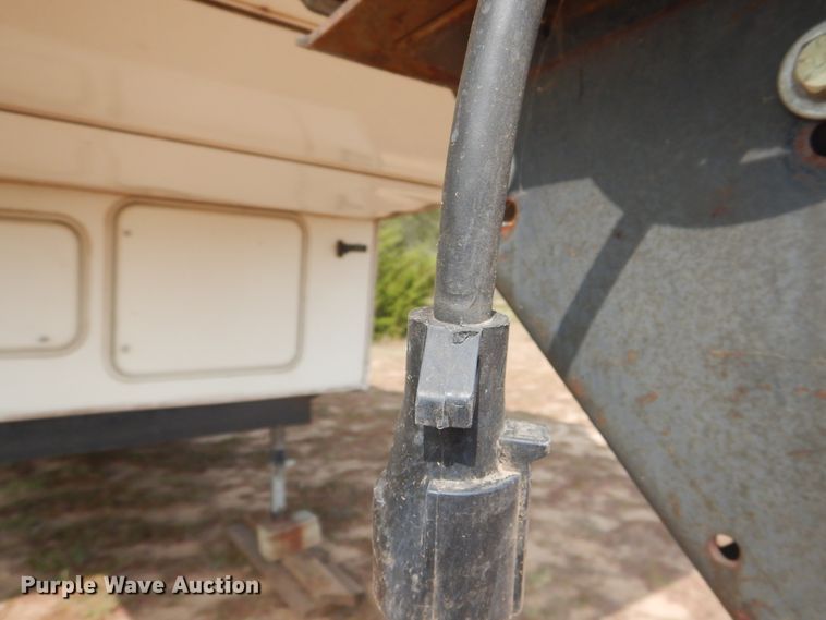 image for item HO9150 1999 Thor Tahoe  camper