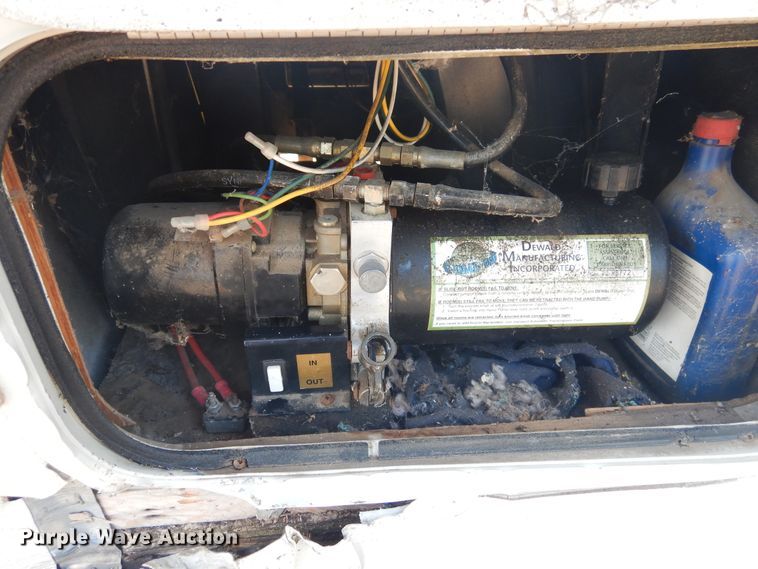 image for item HO9150 1999 Thor Tahoe  camper